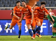 AYX-包含亚冠赛程吃紧，广州队今晨队长鼓劲，气氛紧张，临场指挥获称赞的词条