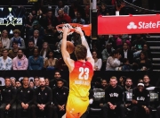 AYX-包含赛前上海海港备战全明星赛，回应争议细节曝光，赛场秩序良好，轮换策略成焦点的词条