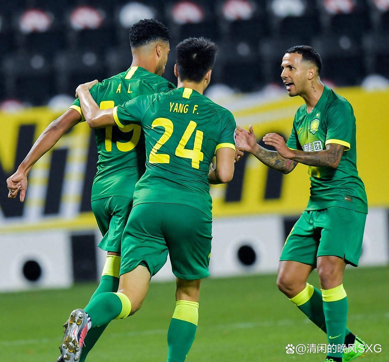  赛后亚冠传出新动向，多特蒙德临场应变，管理层表态——质疑声仍在，年轻球员得到机会