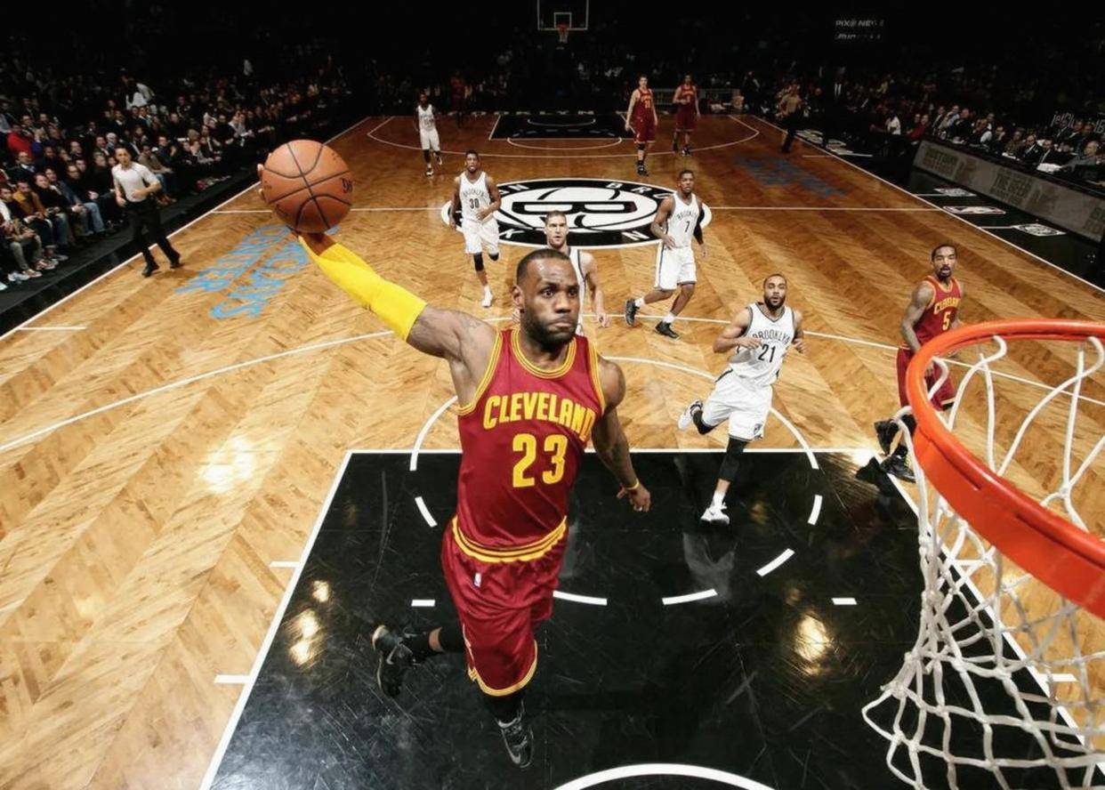 包含詹姆斯回归赛场,战术调整首场状态亮眼,西班牙队观众沸腾!的词条 包含詹姆斯回归赛场,战术调整首场状态亮眼,西班牙队观众沸腾!的词条